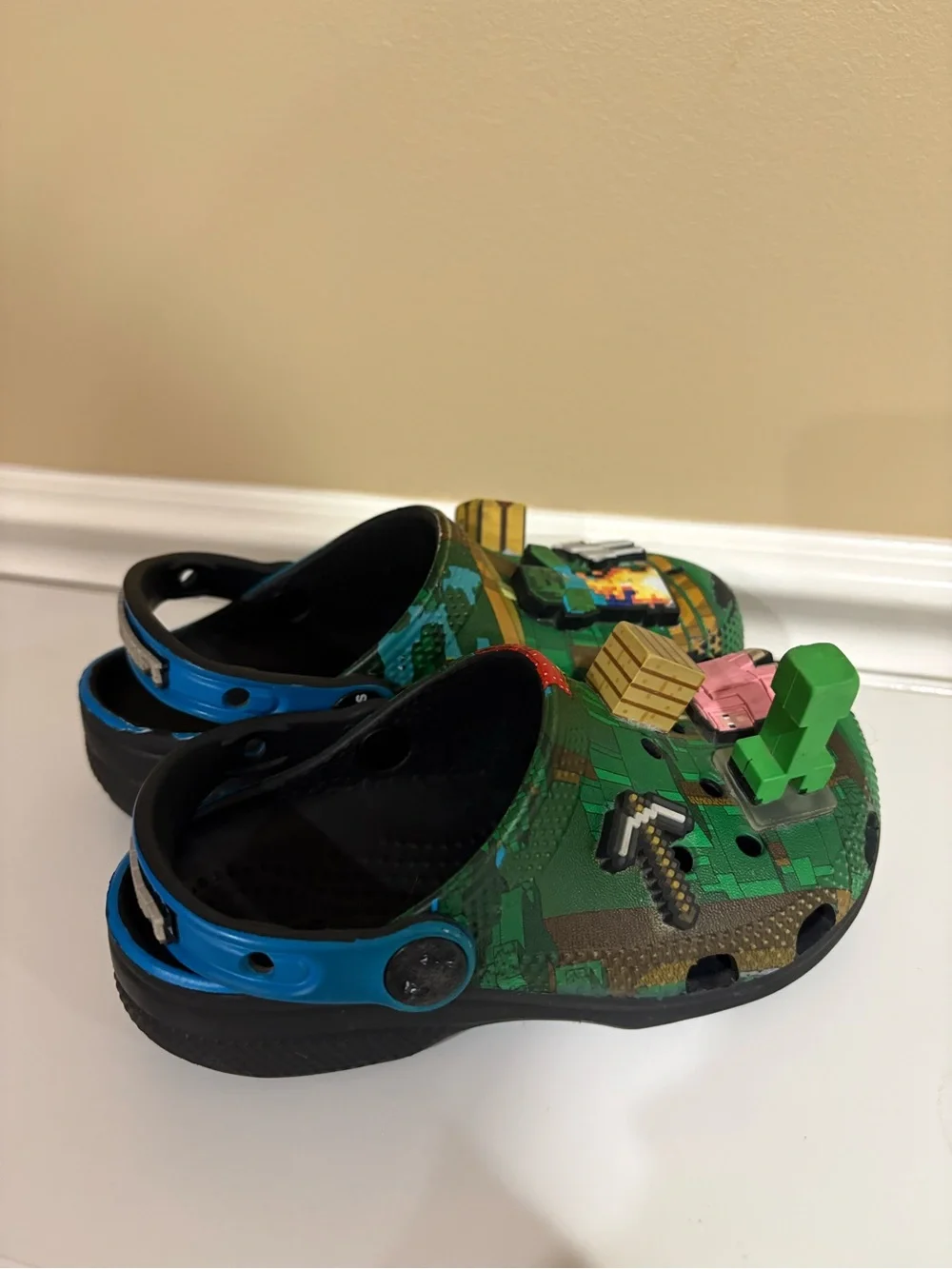 CROCS green kids